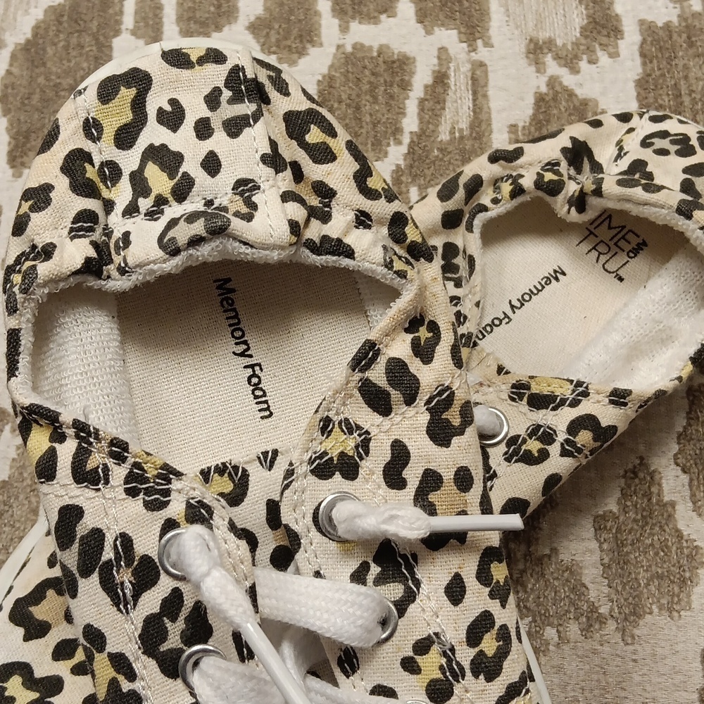 TIME and Tru Cheetah Print Slip on Memory Foam Size 6 - Picture 4 of 4